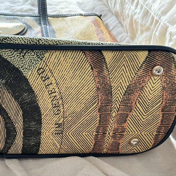 Gattinoni Navy Planetarium Faux-Leather Zip Top & Leopard Lining Purse – US OS - Picture 10 of 12